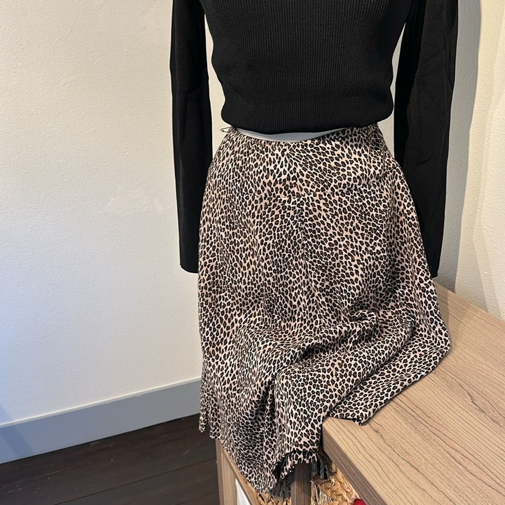 Sweet cheetah print  skirt